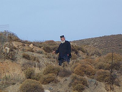 Walking to Epanosifi Monastery, Heraklion, Crete